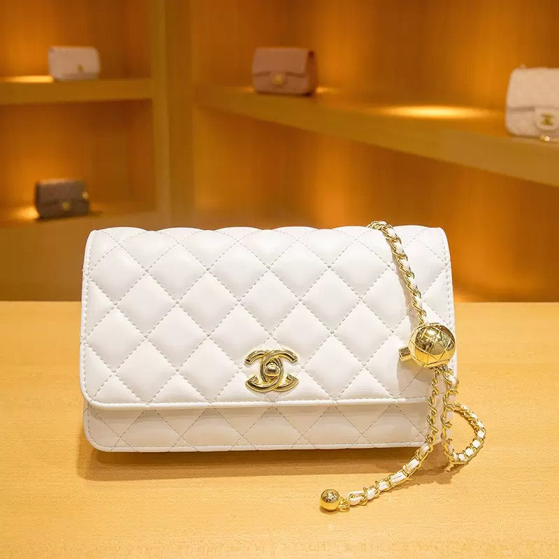 Wallet On Chain Shiny Lambskin Pearls Gold Tone Metal